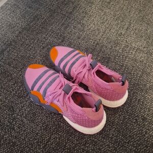 Trae 2 basketball shoes